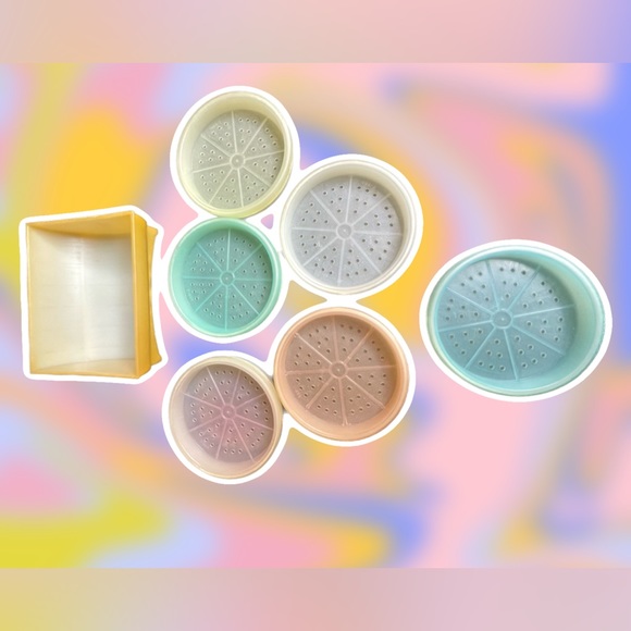 Vintage Tupperware Set of 6 Pastel Wagon Wheel Coasters and Caddy/Tray #567 - Picture 9 of 10